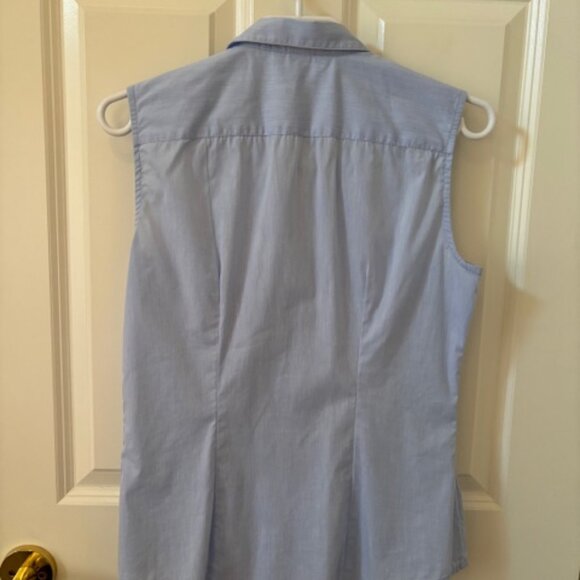 H&M Light Blue sleevless Summer Top  Size S - Picture 2 of 2